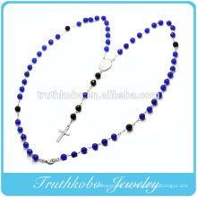 Religiöse neueste Design Kunststoff 8mm grün und schwarz Perlenkette Halskette mit Edelstahl Jesus Kreuz Charme Designs TKB-N120